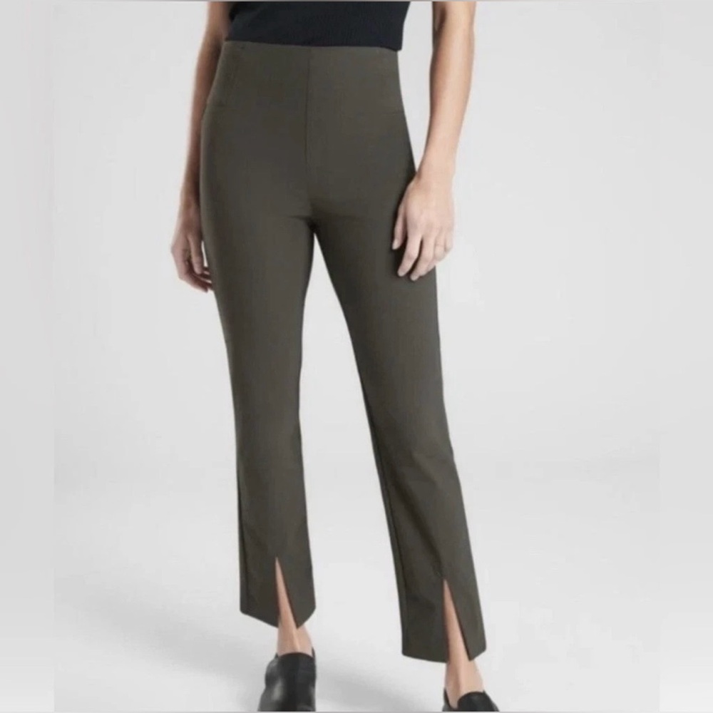 ‼️SALE‼️Athleta Wander Slim Straight Crop Front Split Hem Back Zip Size 6 GRAY